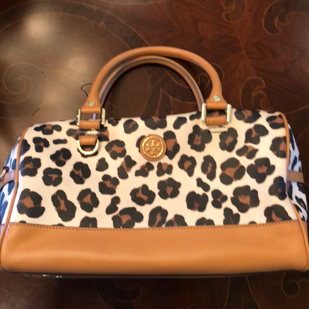 Tory Burch Cheetah Print Purse EUC
